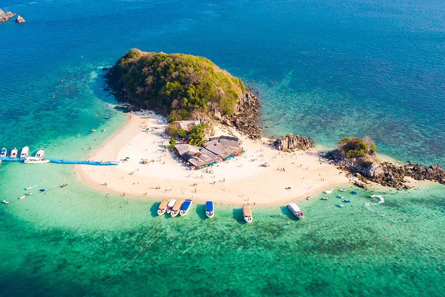private boat charter phuket, boat hire phuket, boat rental phuket