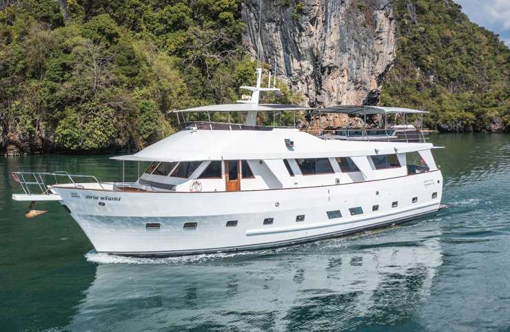 phang nga bay private yacht tour
